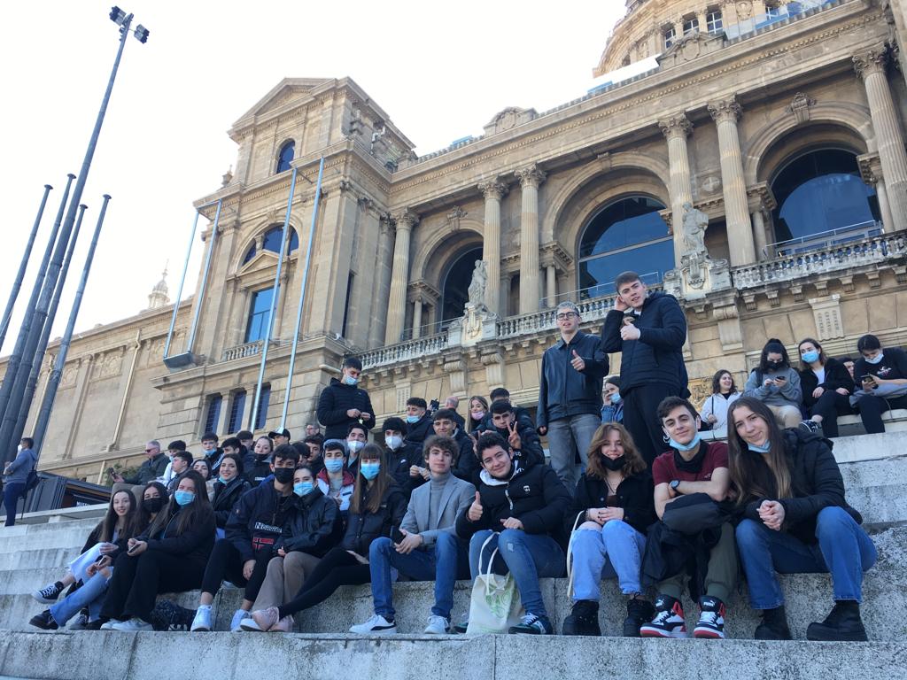 2n de Batxillerat visita el MNAC, el Caixa Fòrum i el Pavelló alemany